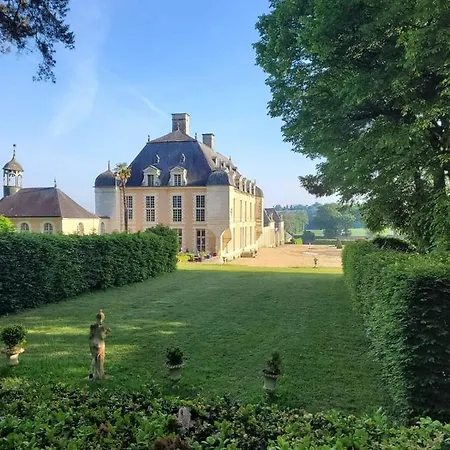 Chateau Du Boschet De L'infatigable Gentilhomme *